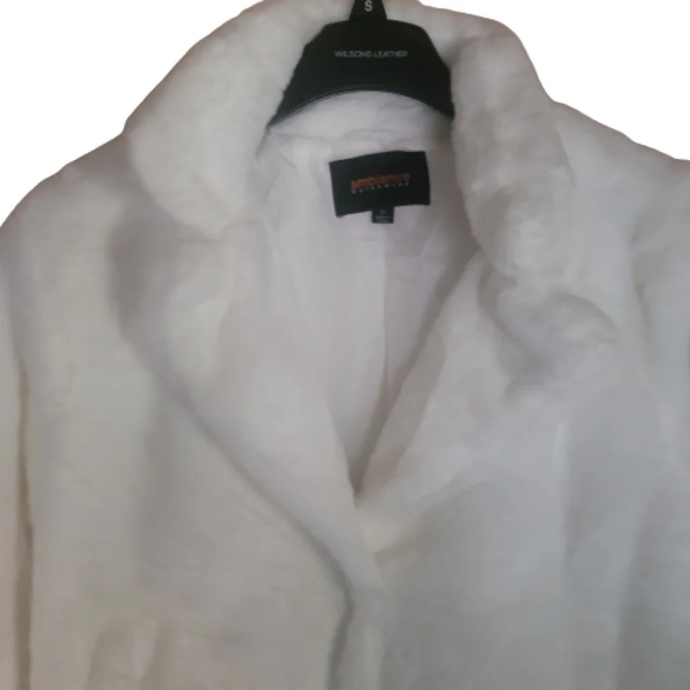 Ambiance Outerwear White Furry Jacket. NWOT - Picture 3 of 10